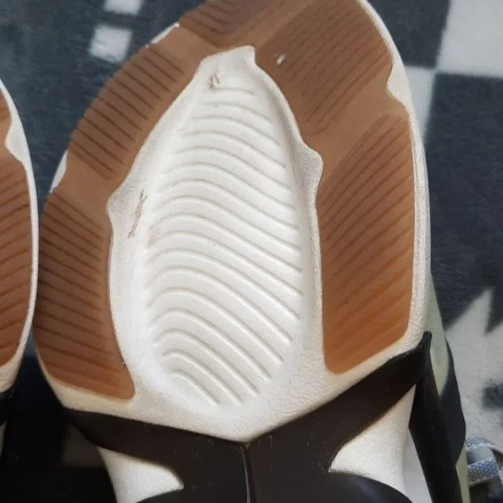 Nike Air Max 270 XX QS Pale Ivory Running Walking Hiking Sneakers Size 9.5